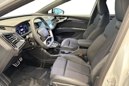 valkoinen Audi Q4 e-tron 2025 kuva 6.