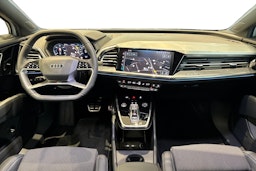 valkoinen Audi Q4 e-tron 2025 kuva 7.