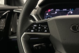 musta Audi Q4 e-tron 2025 kuva 14.