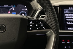 musta Audi Q4 e-tron 2025 kuva 15.