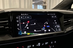 musta Audi Q4 e-tron 2025 kuva 17.