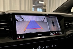 musta Audi Q4 e-tron 2025 kuva 18.