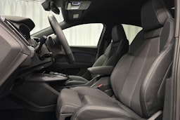 musta Audi Q4 e-tron 2025 kuva 26.