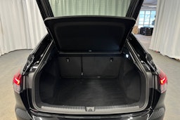 musta Audi Q4 e-tron 2025 kuva 28.