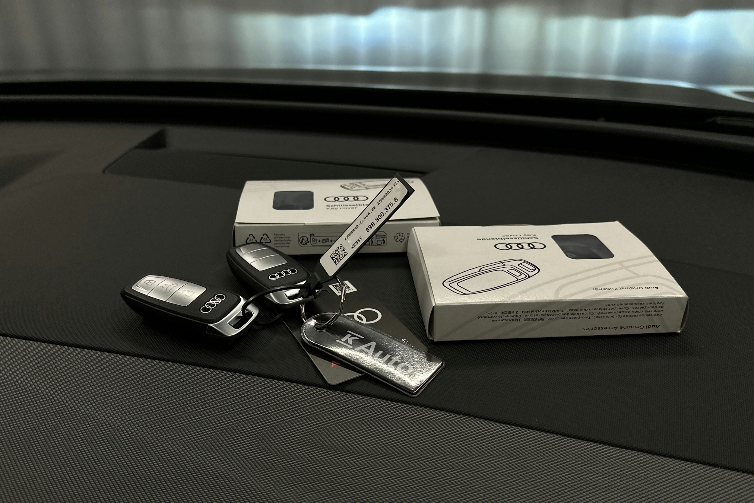 musta Audi Q4 e-tron 2025 kuva 30.