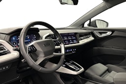 harmaa Audi Q4 e-tron 2025 kuva 7.