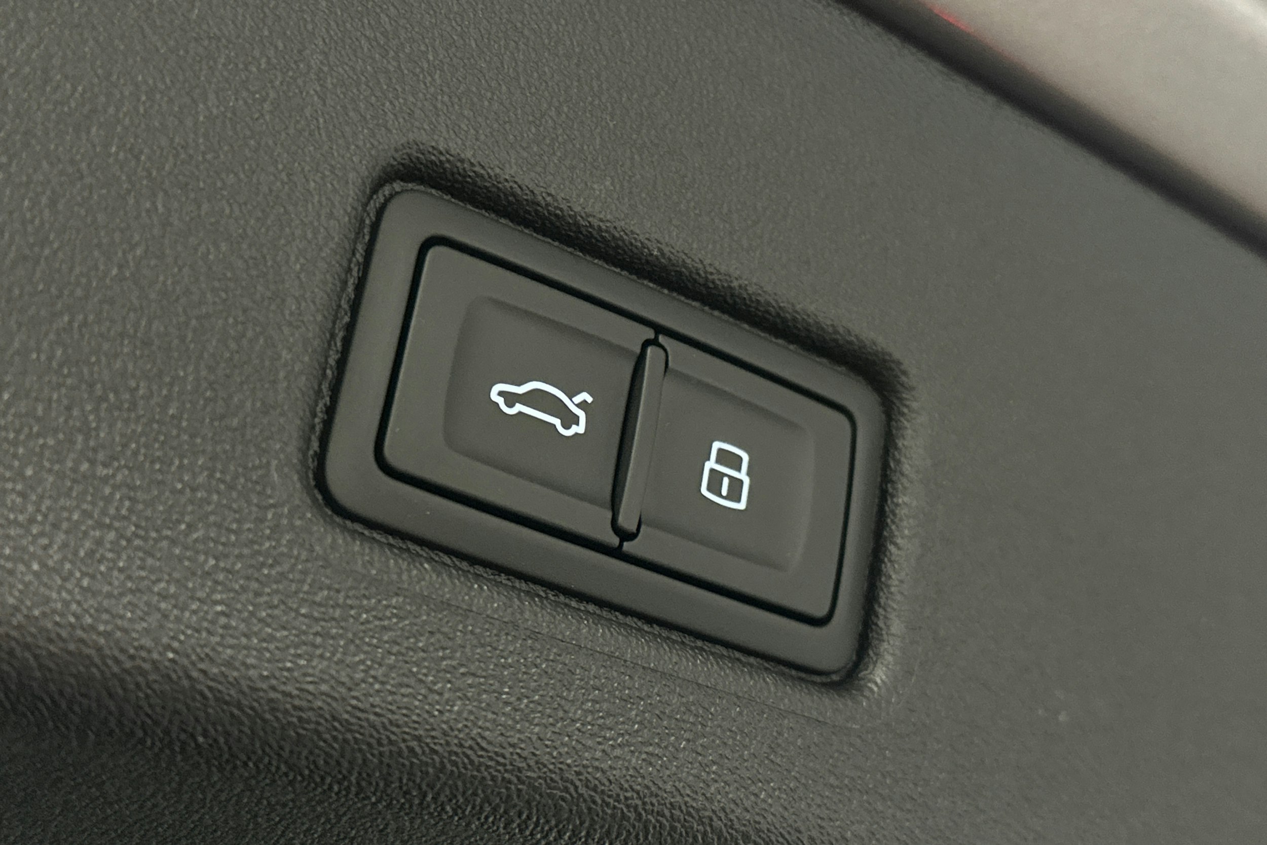 harmaa Audi Q4 e-tron 2025 kuva 15.