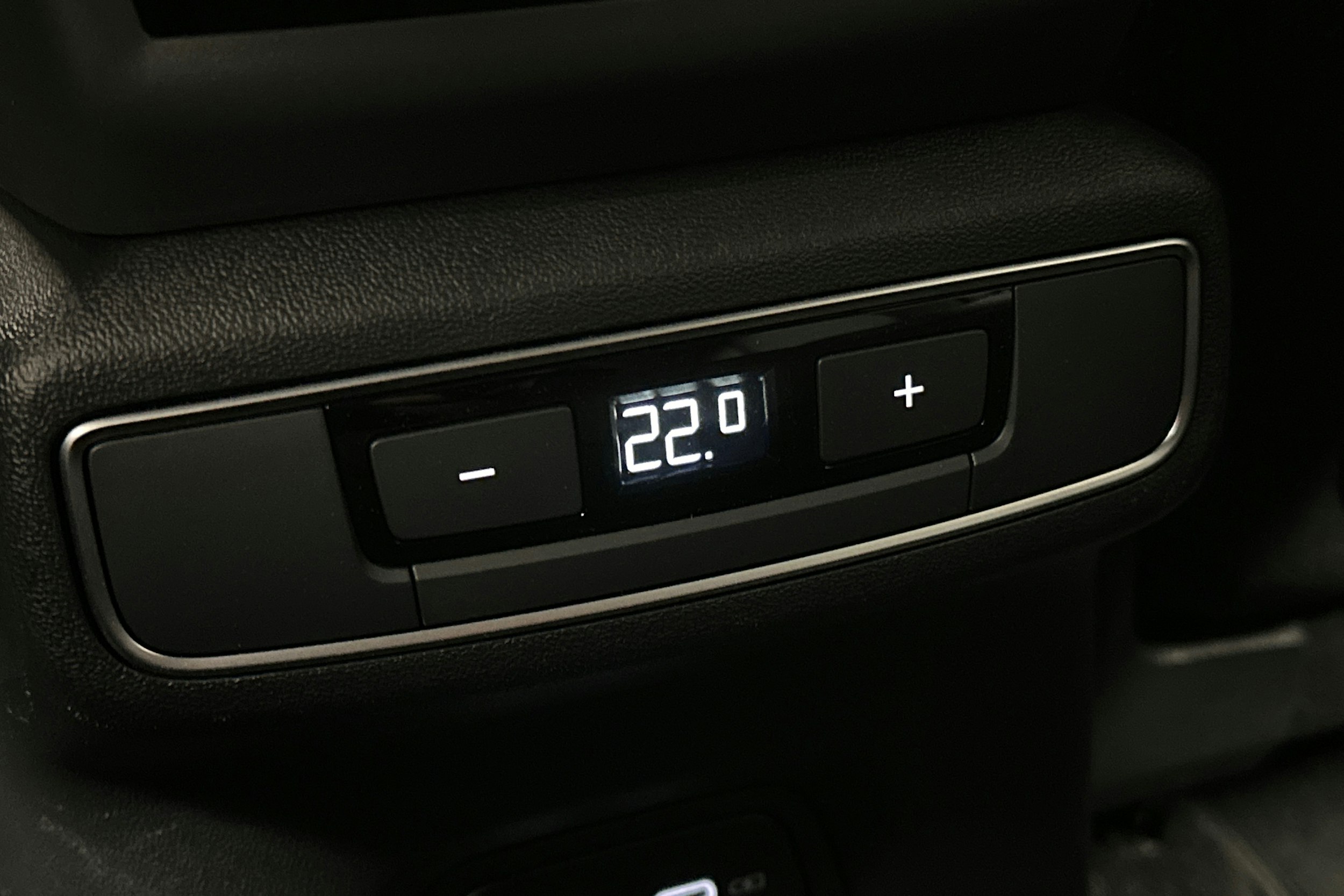 harmaa Audi Q4 e-tron 2025 kuva 16.