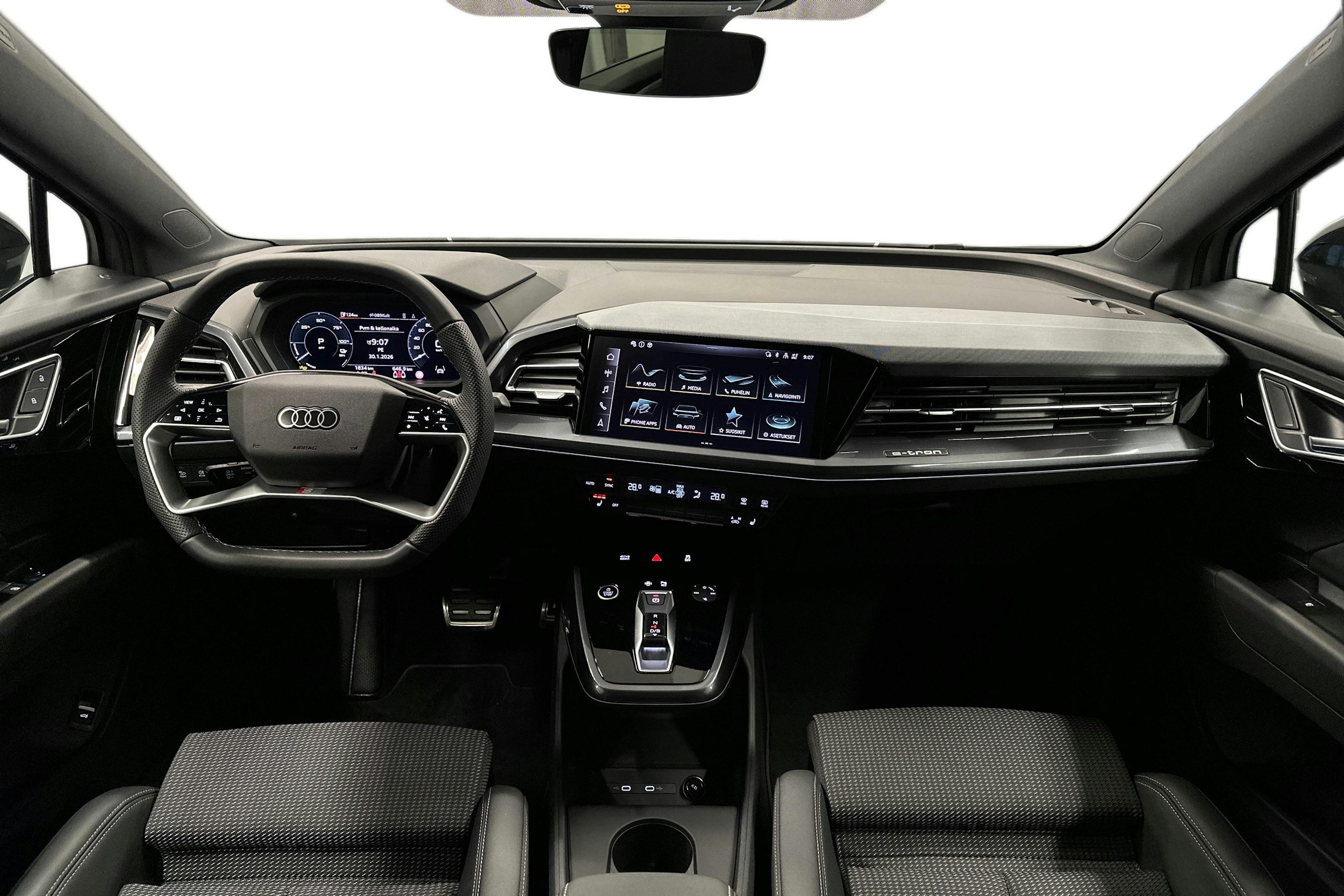 harmaa Audi Q4 e-tron 2025 kuva 10.