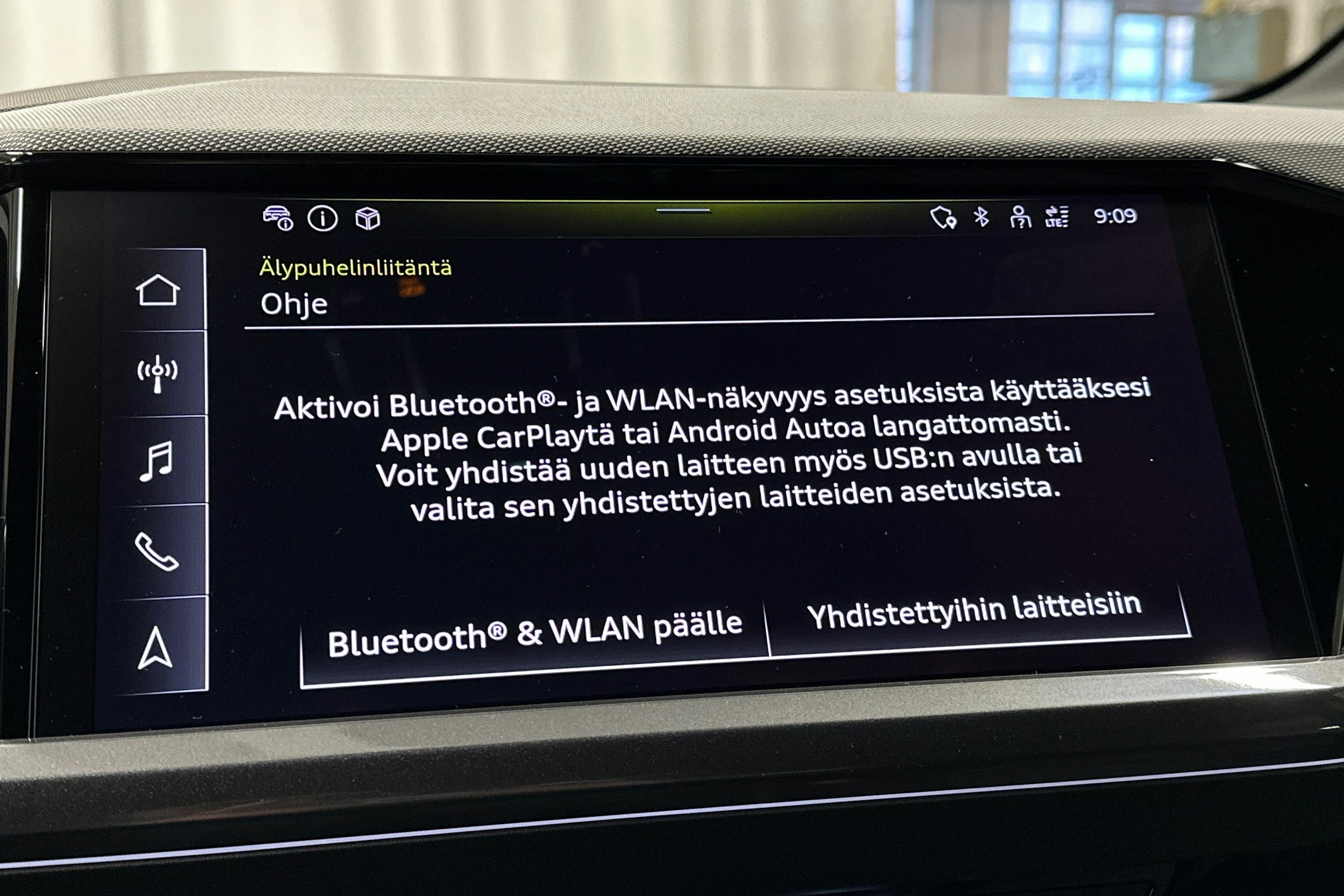 harmaa Audi Q4 e-tron 2025 kuva 24.