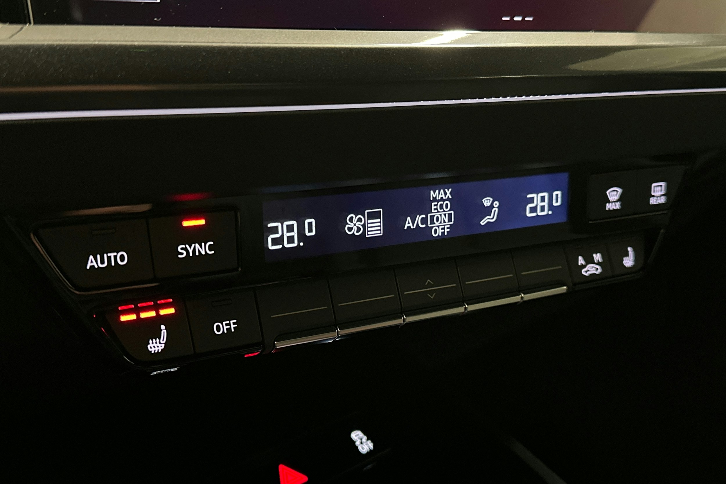 harmaa Audi Q4 e-tron 2025 kuva 30.