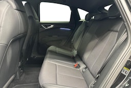 musta Audi Q4 e-tron 2025 kuva 10.