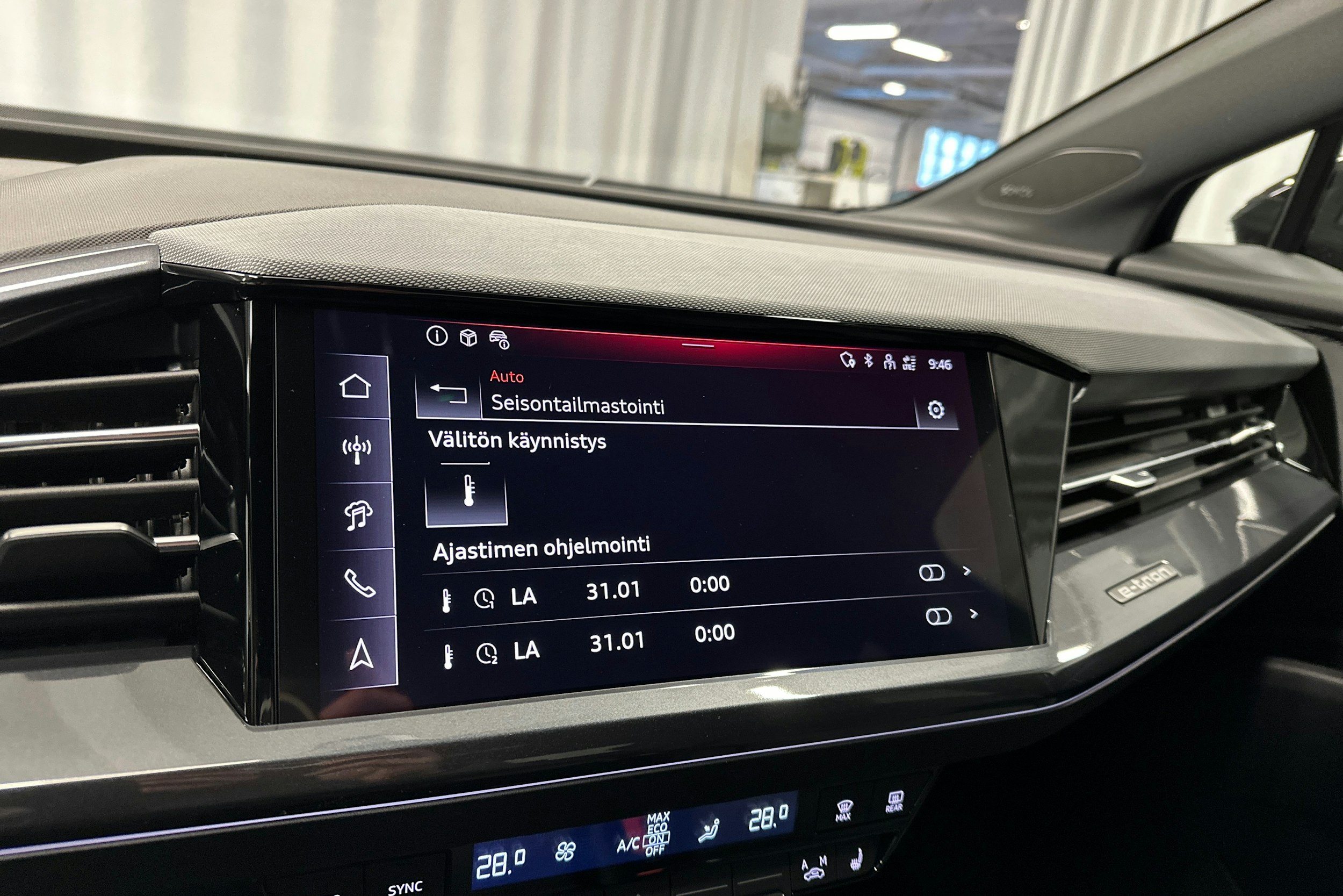 musta Audi Q4 e-tron 2025 kuva 24.