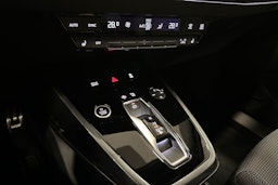 musta Audi Q4 e-tron 2025 kuva 25.