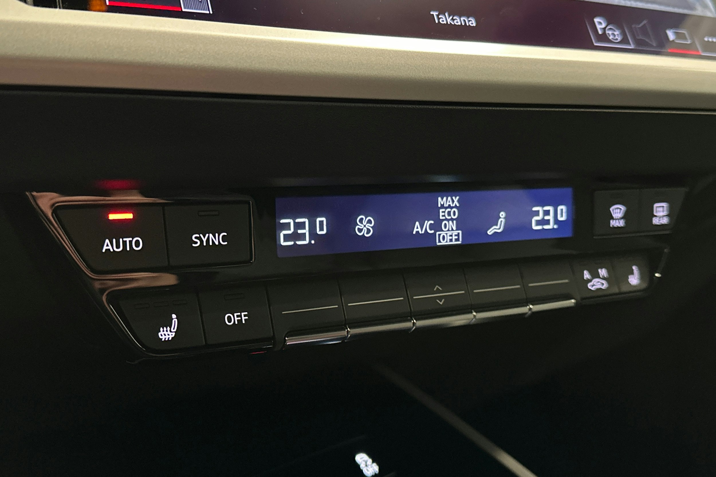 valkoinen Audi Q4 e-tron 2025 kuva 32.