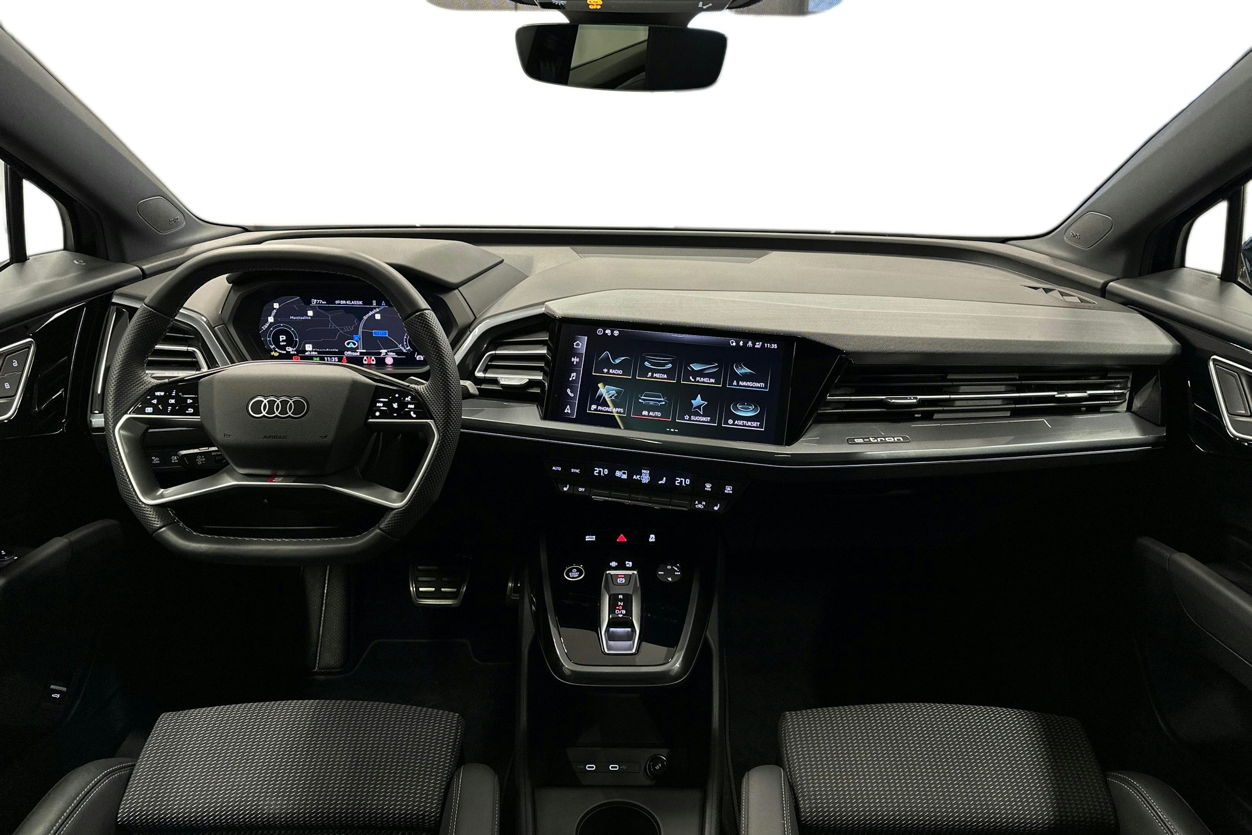 musta Audi Q4 e-tron 2025 kuva 9.