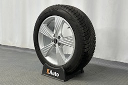 musta Audi Q4 e-tron 2025 kuva 12.