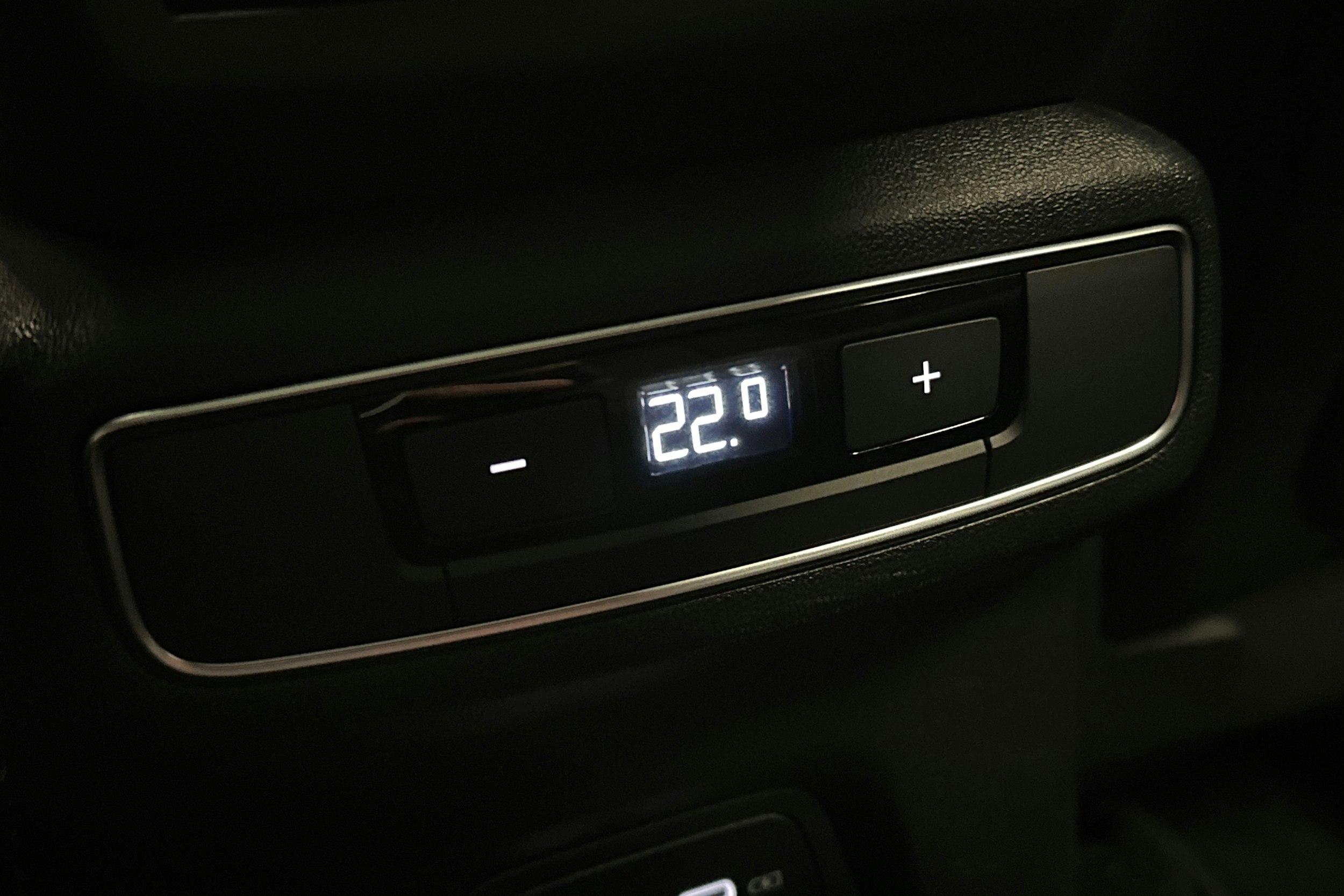 musta Audi Q4 e-tron 2025 kuva 16.