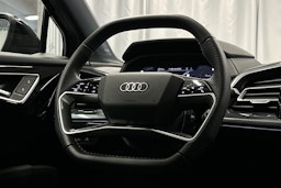 musta Audi Q4 e-tron 2025 kuva 18.