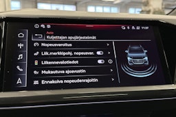 musta Audi Q4 e-tron 2025 kuva 26.