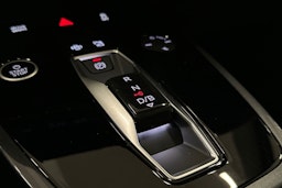 musta Audi Q4 e-tron 2025 kuva 31.