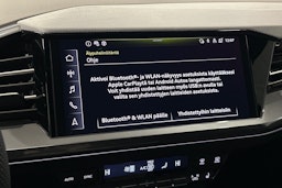 musta Audi Q4 e-tron 2025 kuva 24.