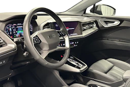 musta Audi Q4 e-tron 2025 kuva 6.