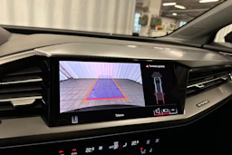 musta Audi Q4 e-tron 2025 kuva 16.