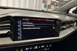 musta Audi Q4 e-tron 2025 kuva 19.
