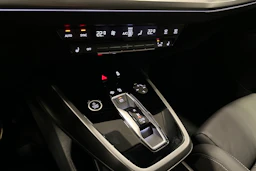 musta Audi Q4 e-tron 2025 kuva 23.