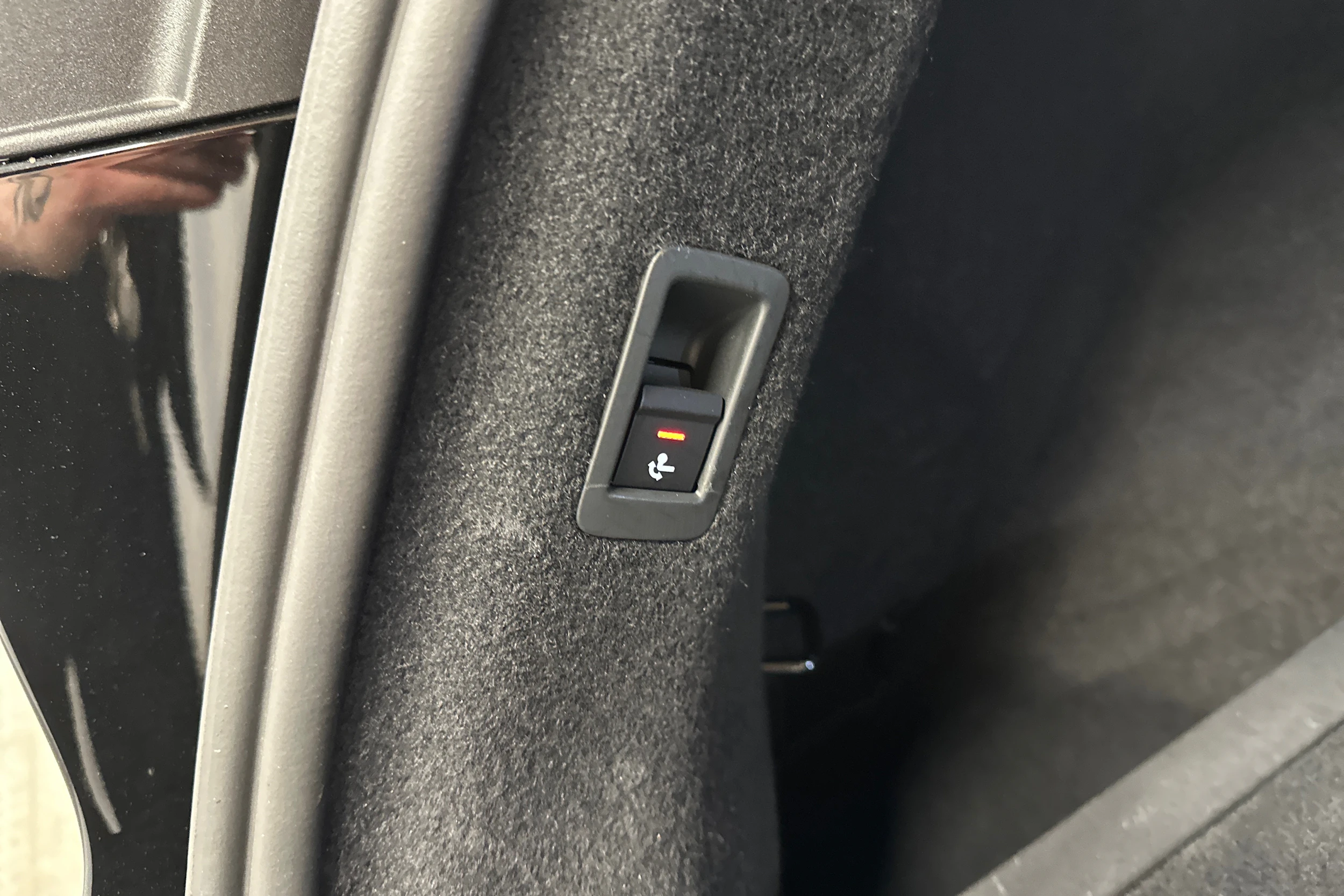 musta Audi Q4 e-tron 2025 kuva 29.