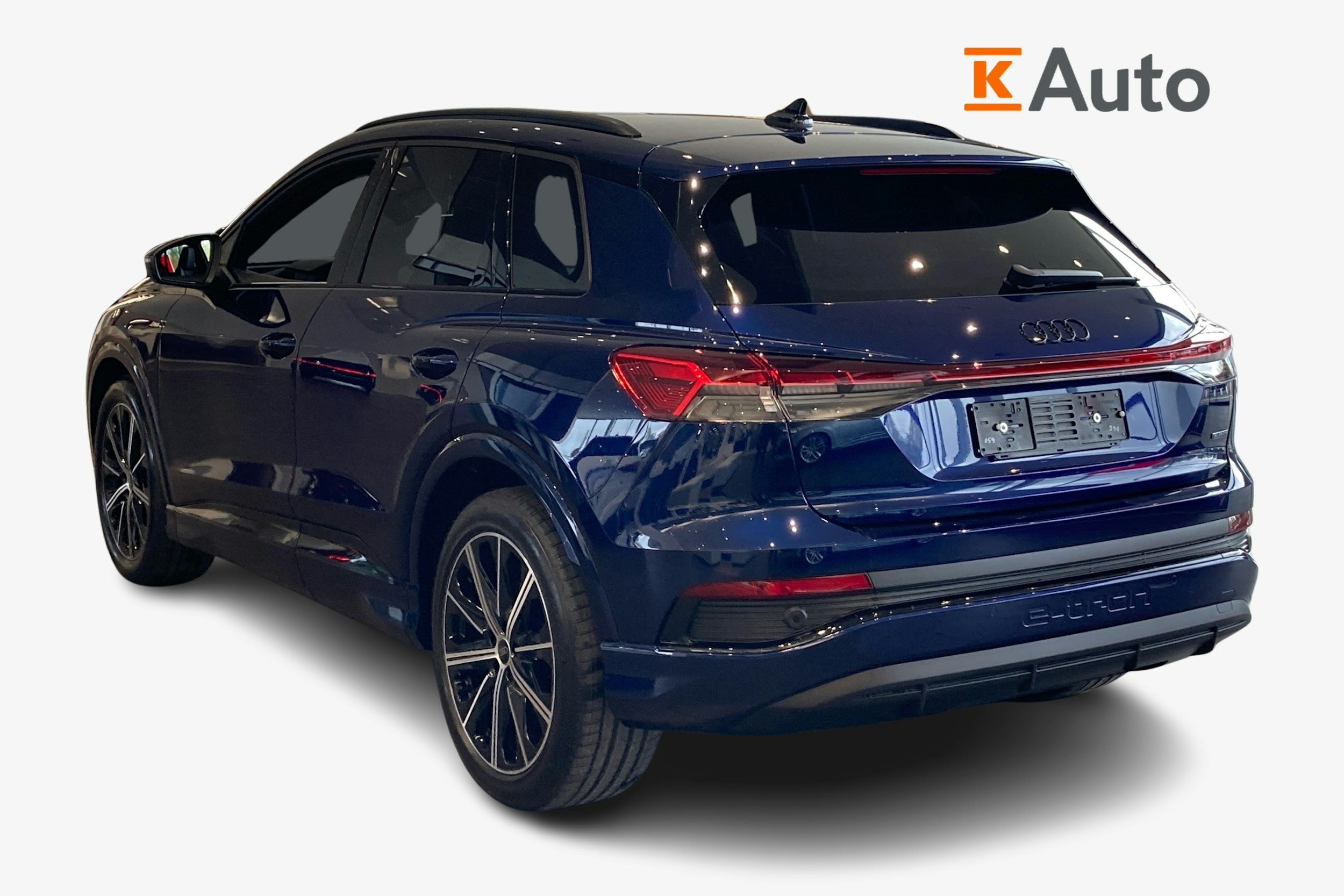 sininen Audi Q4 e-tron 2025 kuva 2.