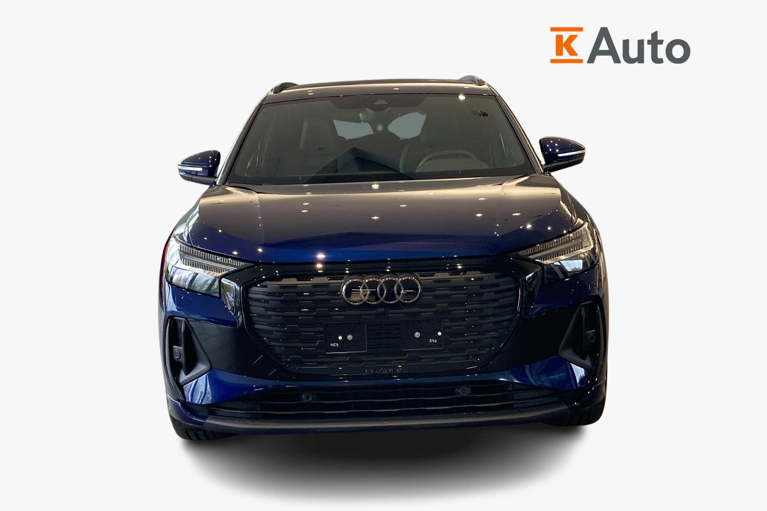 sininen Audi Q4 e-tron 2025 kuva 4.