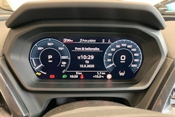 sininen Audi Q4 e-tron 2025 kuva 11.