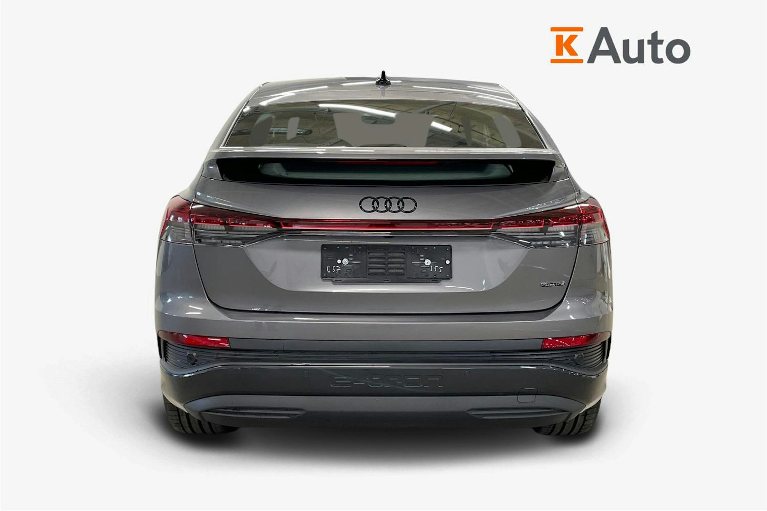 harmaa Audi Q4 e-tron 2025 kuva 3.