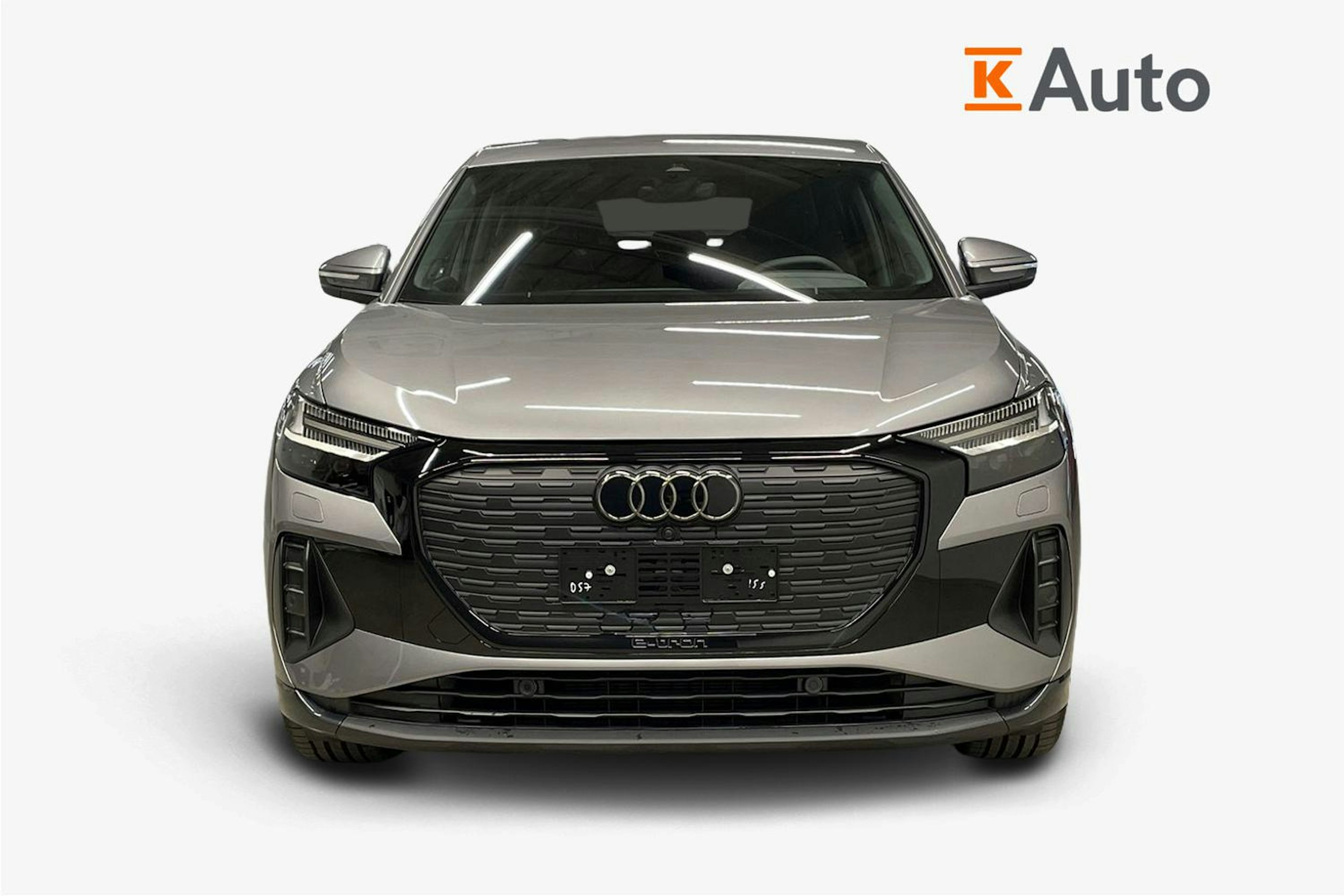 harmaa Audi Q4 e-tron 2025 kuva 5.