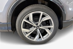 harmaa Audi Q4 e-tron 2025 kuva 11.