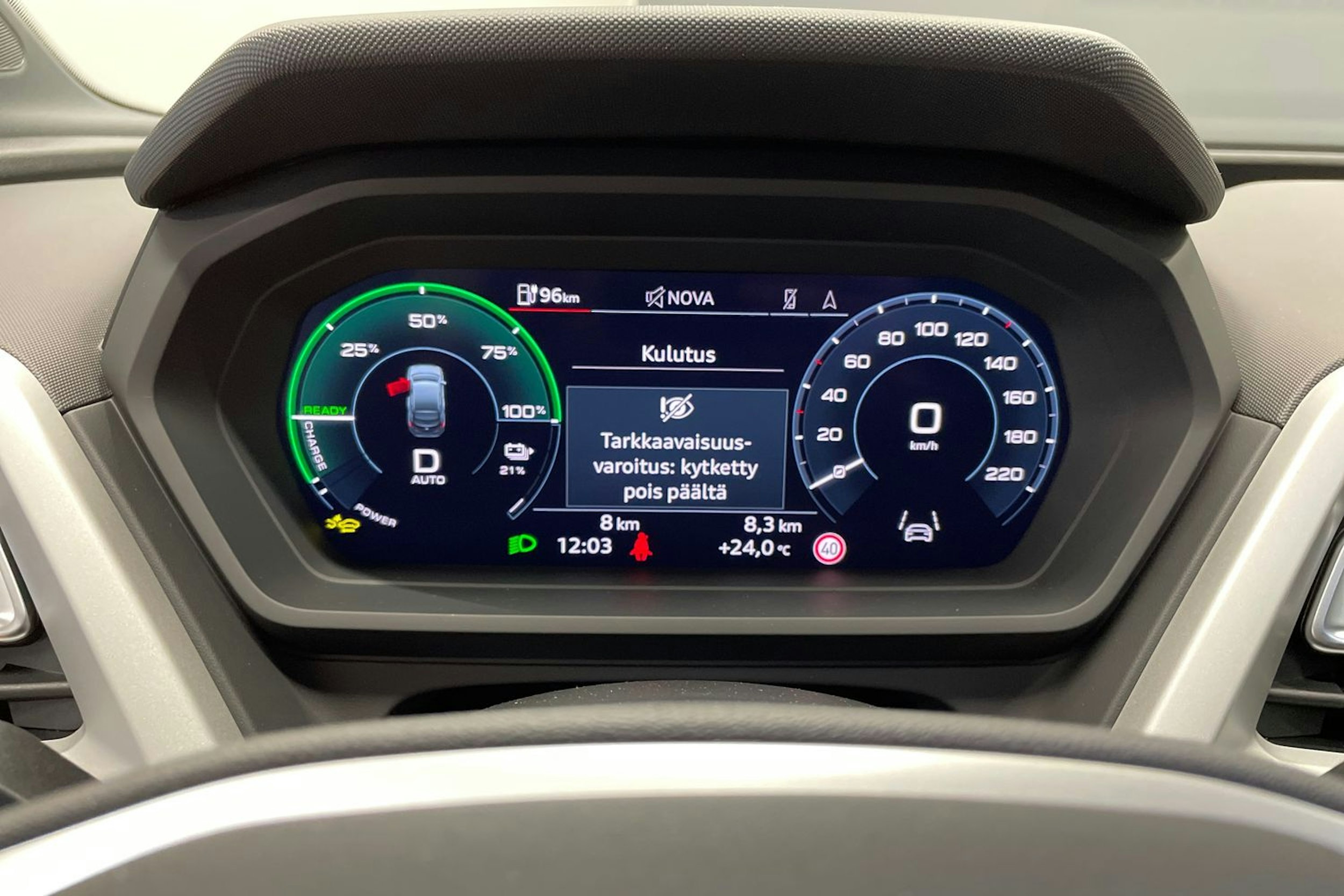 harmaa Audi Q4 e-tron 2025 kuva 14.