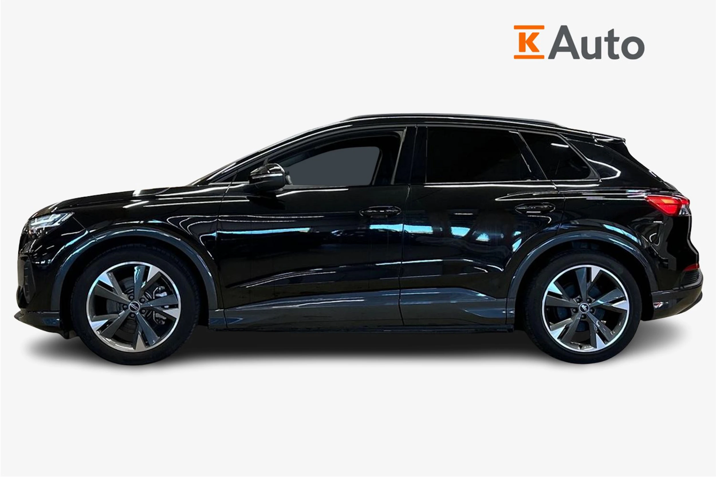 musta Audi Q4 e-tron 2025 kuva 5.