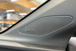musta Audi Q4 e-tron 2025 kuva 16.