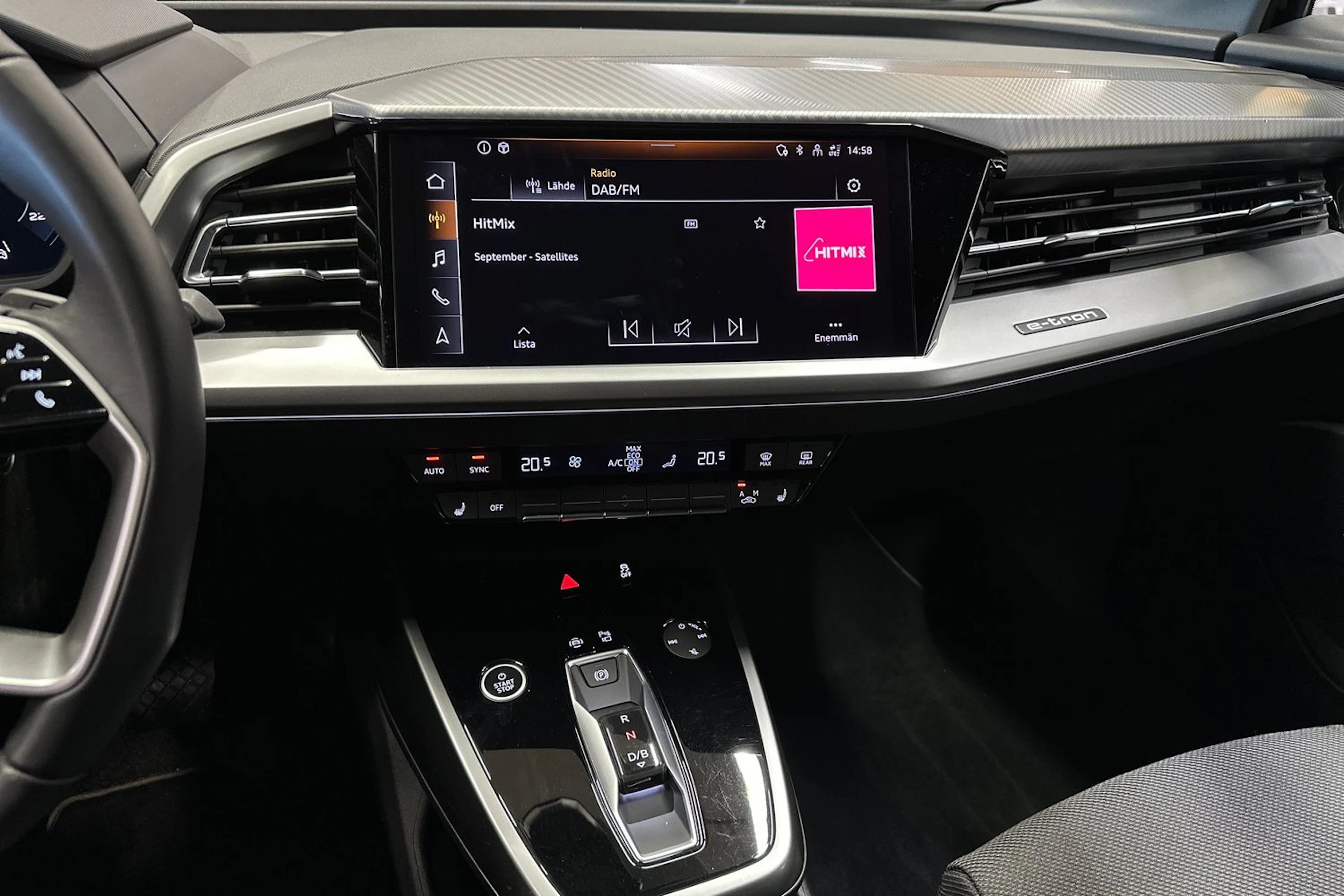 musta Audi Q4 e-tron 2025 kuva 17.