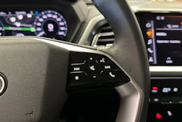 musta Audi Q4 e-tron 2025 kuva 19.