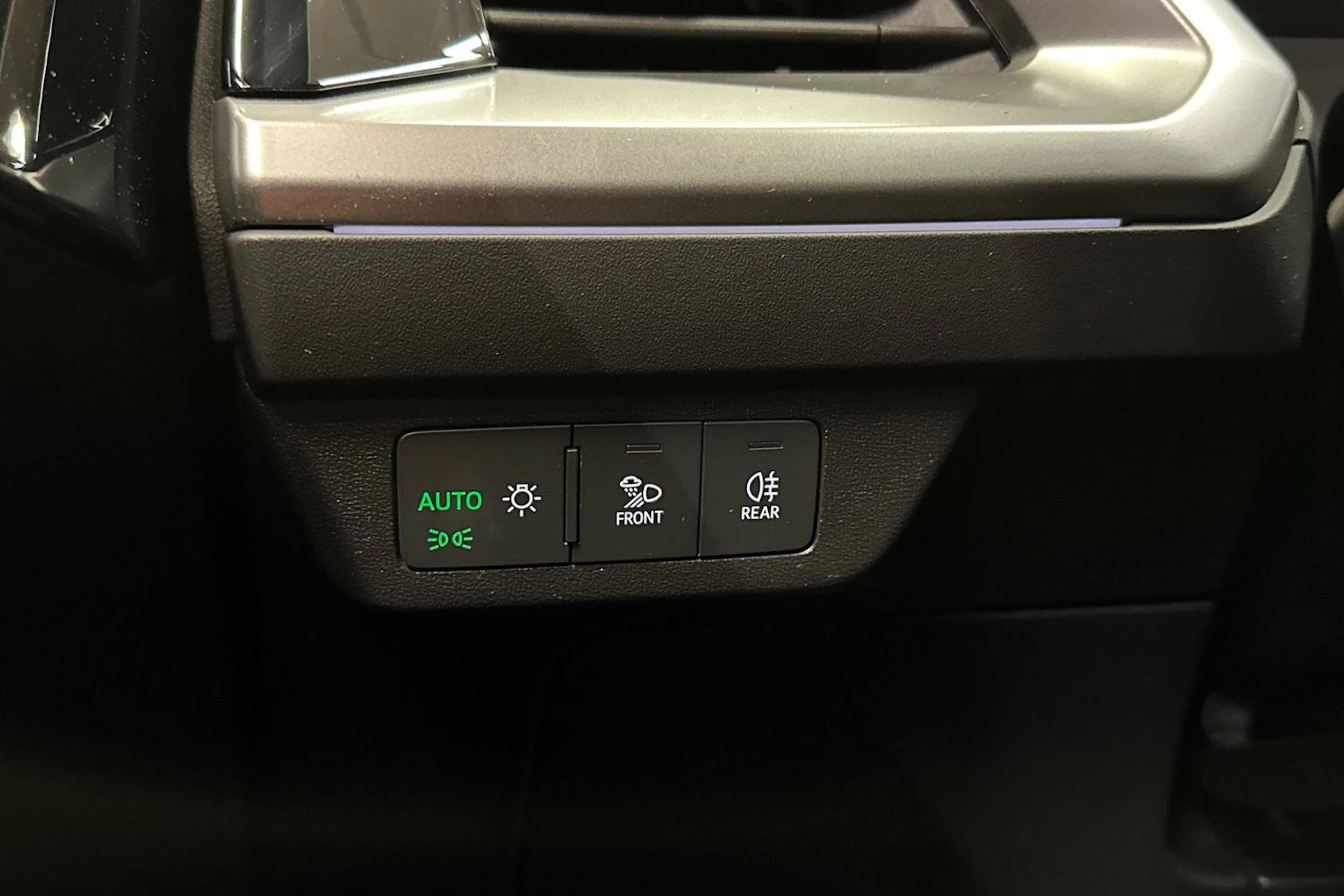 musta Audi Q4 e-tron 2025 kuva 20.