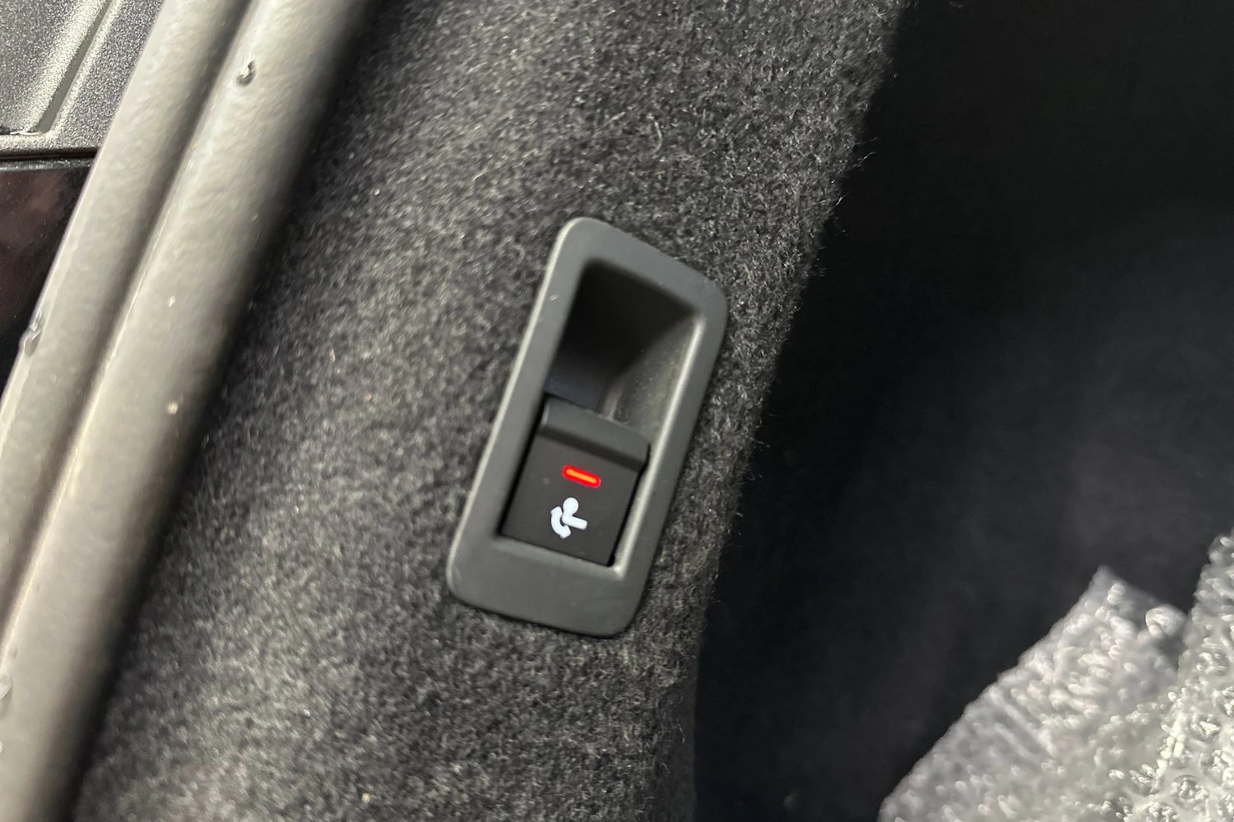 musta Audi Q4 e-tron 2025 kuva 23.