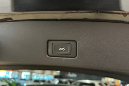 musta Audi Q4 e-tron 2025 kuva 24.