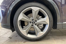 aurora violetti Audi Q4 e-tron 2025 kuva 22.