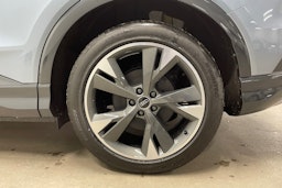 sininen Audi Q4 e-tron 2025 kuva 9.