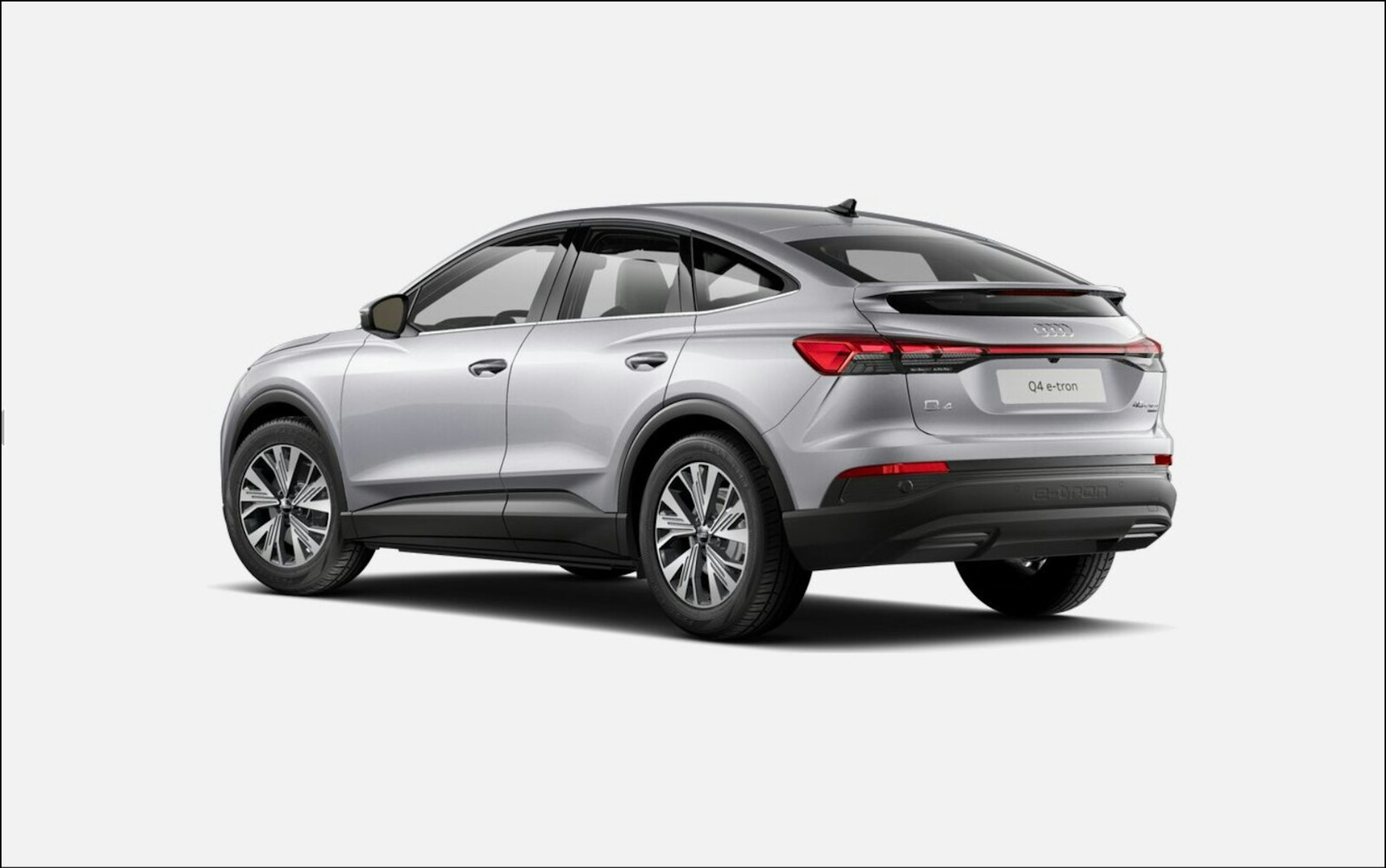 met. harmaa Audi Q4 e-tron 2025 kuva 4.