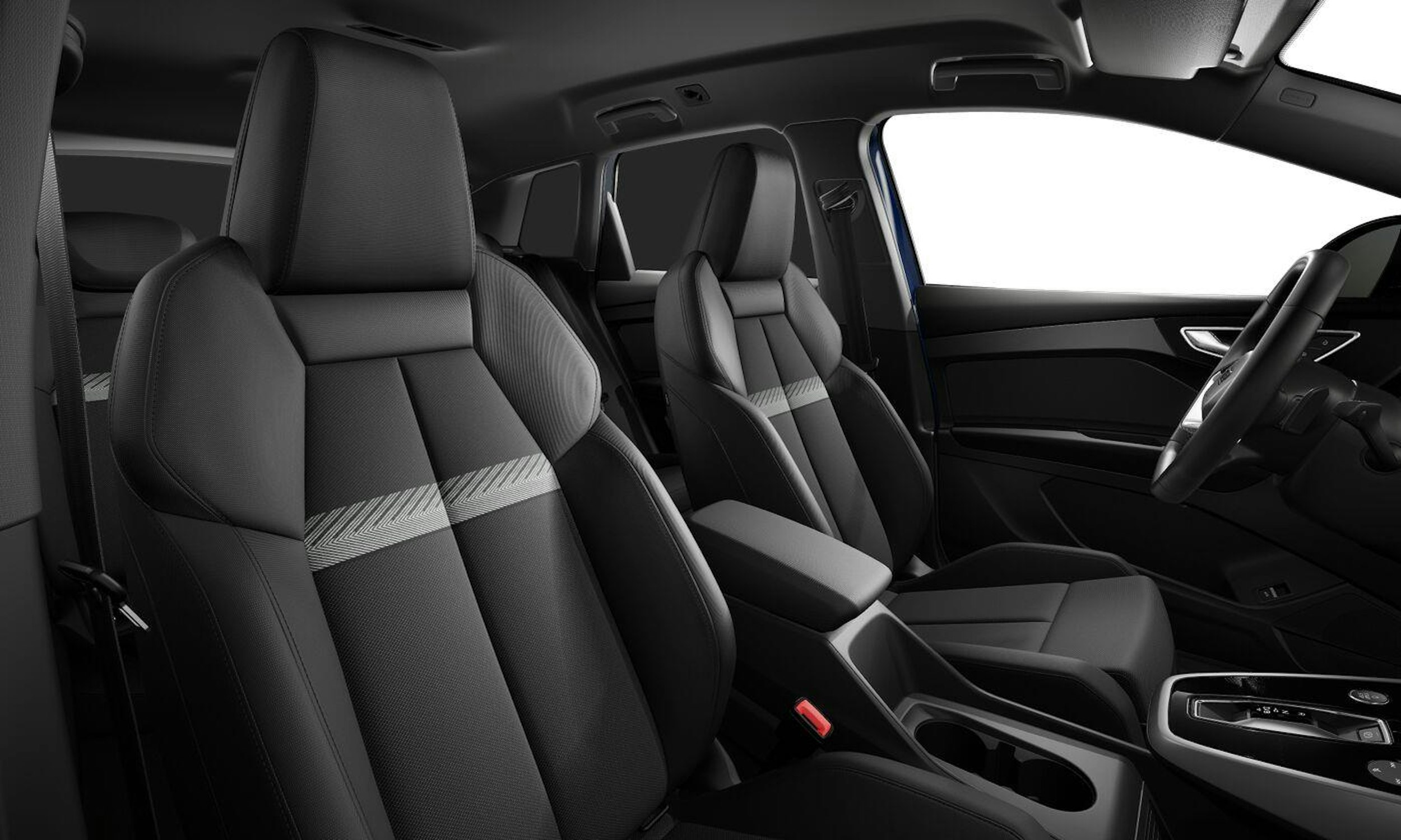 sininen Audi Q4 e-tron 2025 kuva 6.