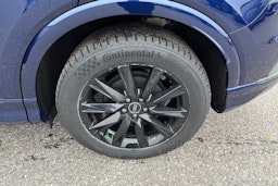 sininen Audi Q4 e-tron 2025 kuva 10.